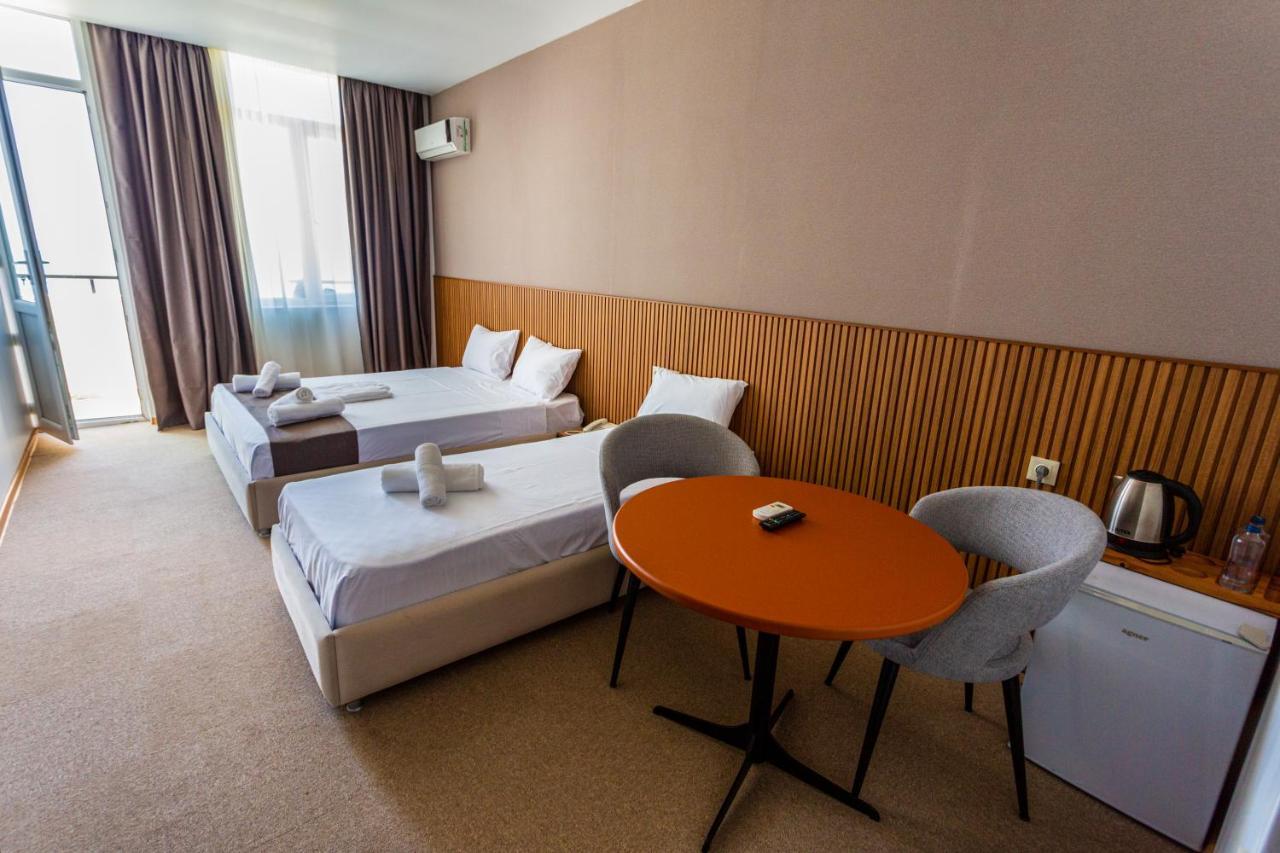 Polo Apartment Batumi Luaran gambar